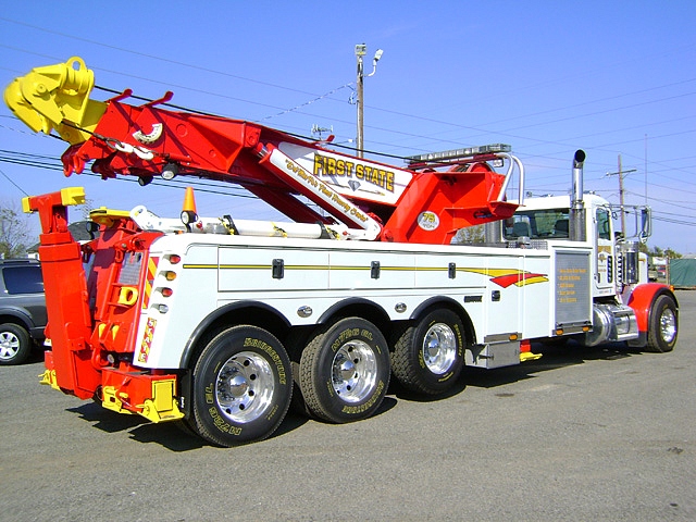 Грузовой эвакуатор ВЯТКА КИРОВ